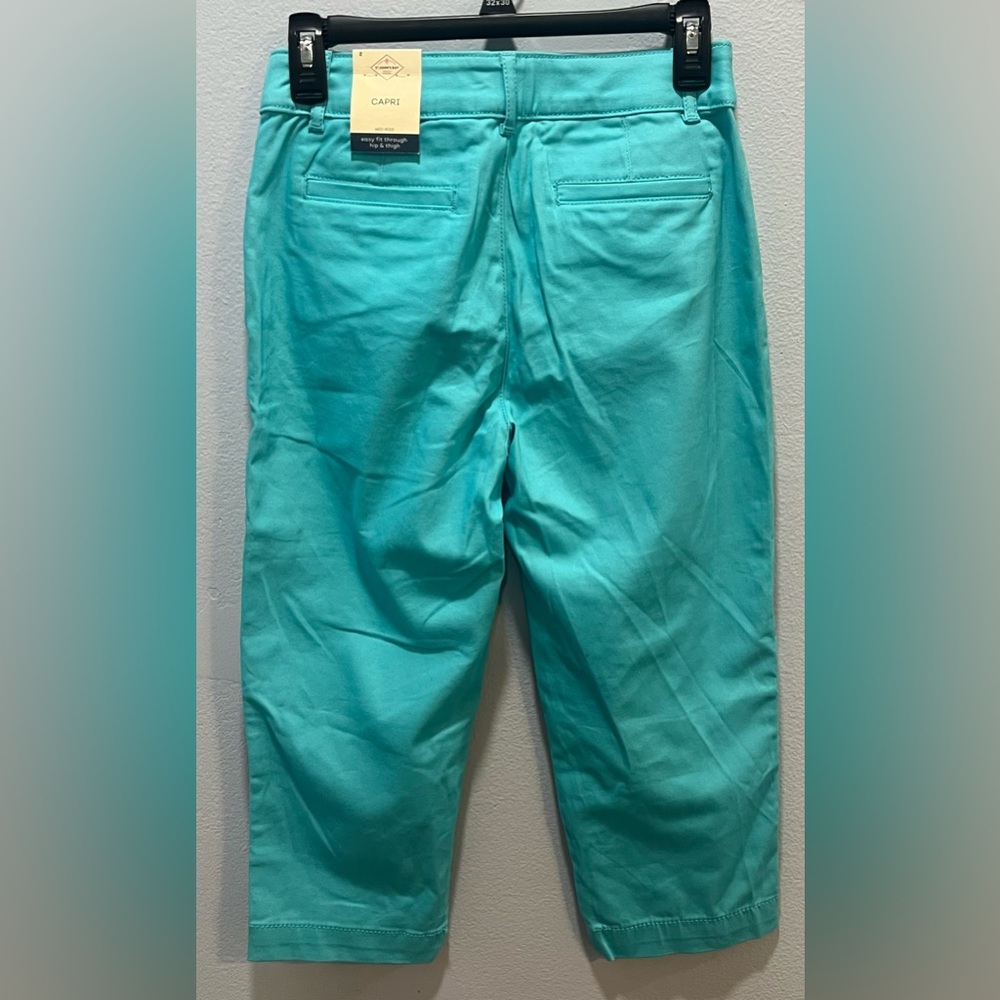 NWT Saint Johns Bay Capris - Picture 6 of 7